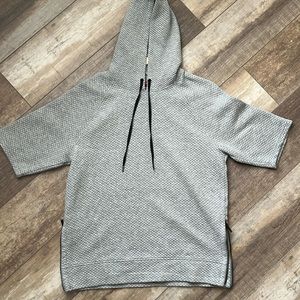 Mossimo Short Sleeve Grey Hoodie. Medium
